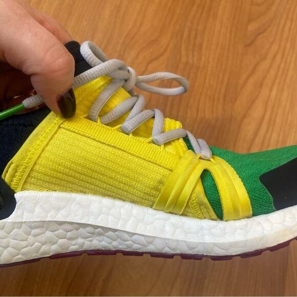 Adidas by Stella McCartney. Style G1568. Women's running sneaker in US 7.5 - Picture 10 of 16